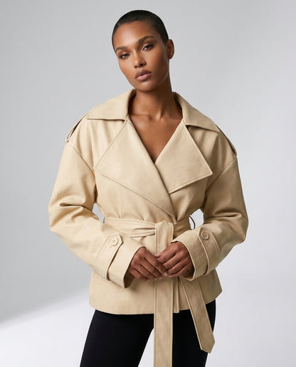 VESTE TRENCH COURT À LACETS POUR FEMMES "COMMUTE"